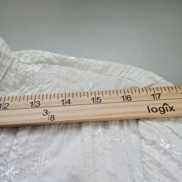 Unbranded Womens Medium White 3/sleeve‎ Buton Up Blouse Floral - Picture 11 of 16